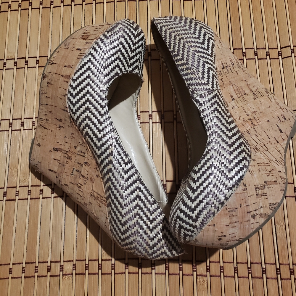 Wedged heels - Picture 2 of 4